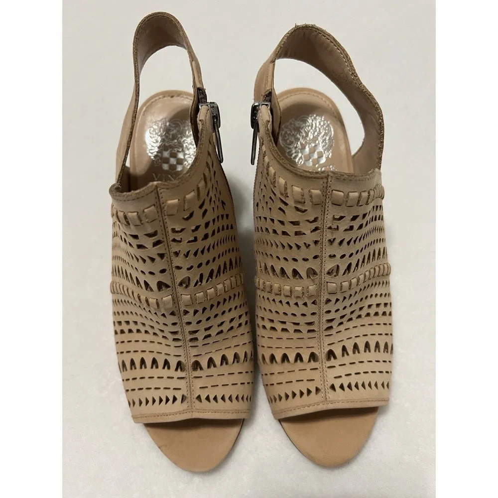 Vince Camuto Perforated Suede Tan Sandals Open Toe Boho Western Zip Booties 7.5‎